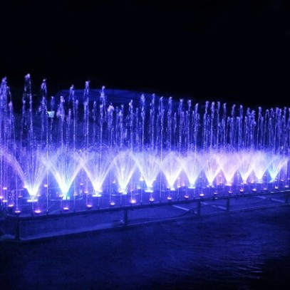 Фонтан музыкальный AquaViva прямоугольный 2х4 метра , 65 форсунок Фонтан музыкальный AquaViva прямоугольный 2х4 метра , 65 форсунок