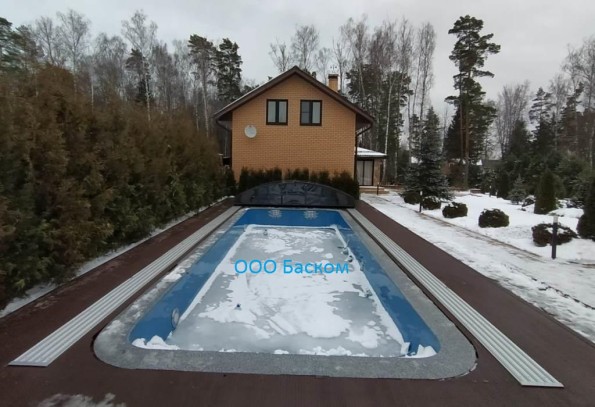 Бассейн композитный Дижон 10х3,7м с павильоном